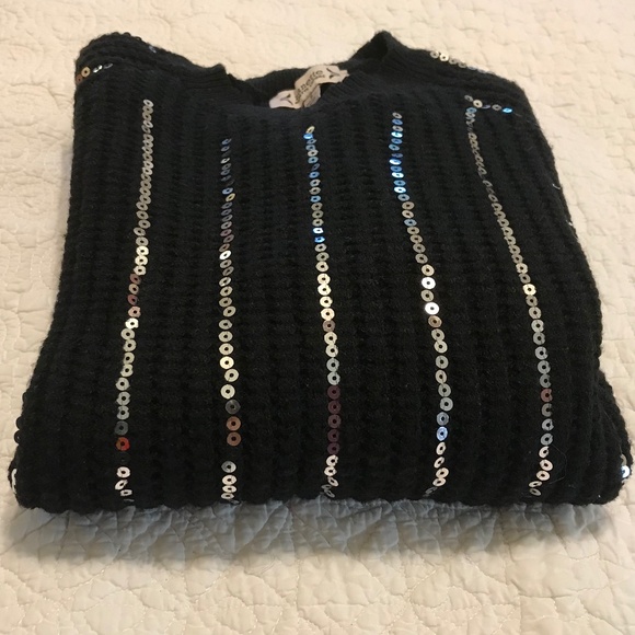 Chunky Nanette Lepore long sleeved black sweater with silver sequin stripes (S) - Picture 11 of 12